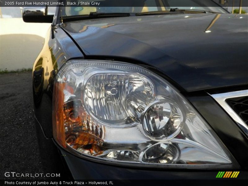 Black / Shale Grey 2005 Ford Five Hundred Limited
