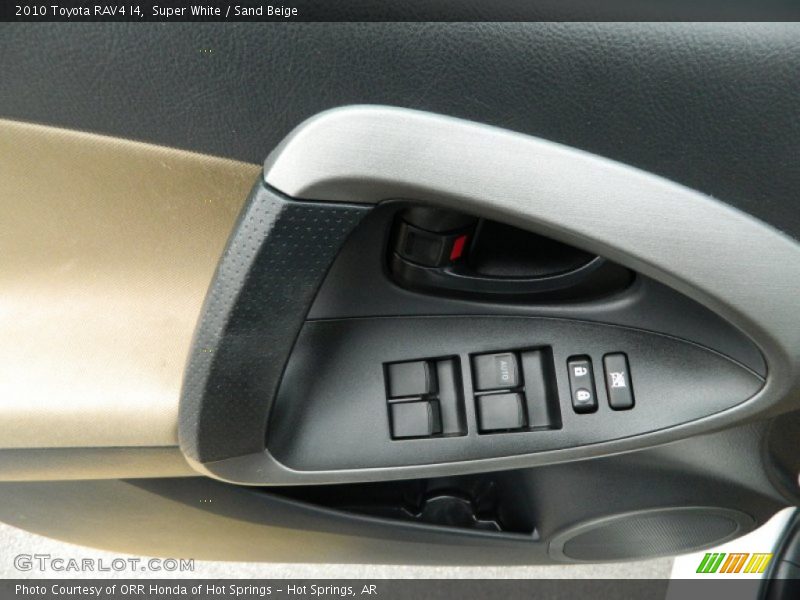Super White / Sand Beige 2010 Toyota RAV4 I4