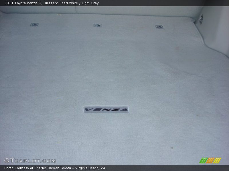 Blizzard Pearl White / Light Gray 2011 Toyota Venza I4