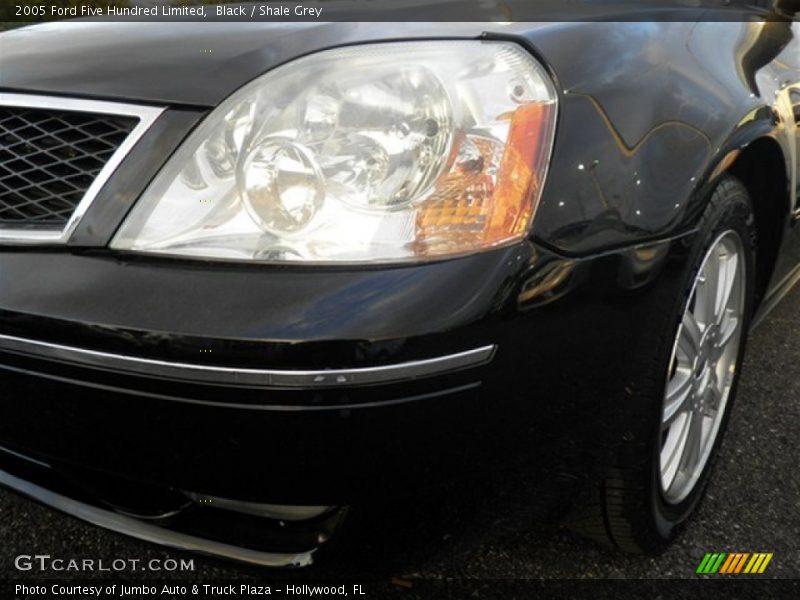 Black / Shale Grey 2005 Ford Five Hundred Limited