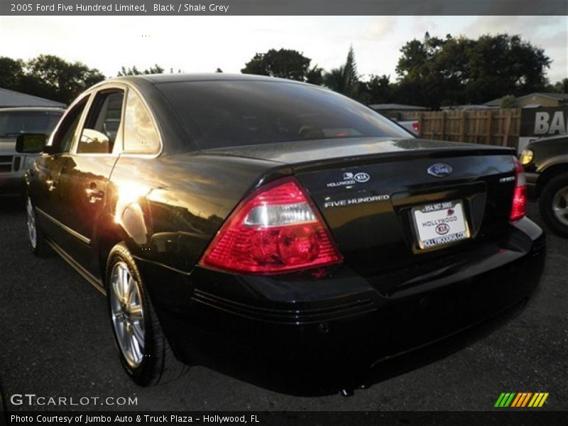Black / Shale Grey 2005 Ford Five Hundred Limited