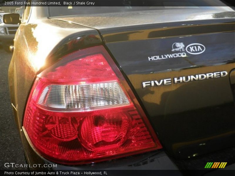 Black / Shale Grey 2005 Ford Five Hundred Limited