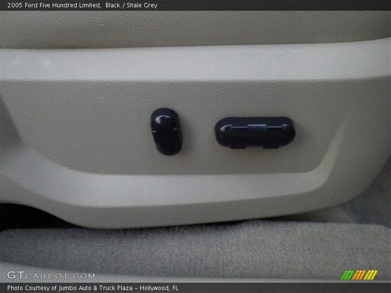 Black / Shale Grey 2005 Ford Five Hundred Limited