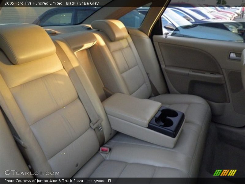 Black / Shale Grey 2005 Ford Five Hundred Limited