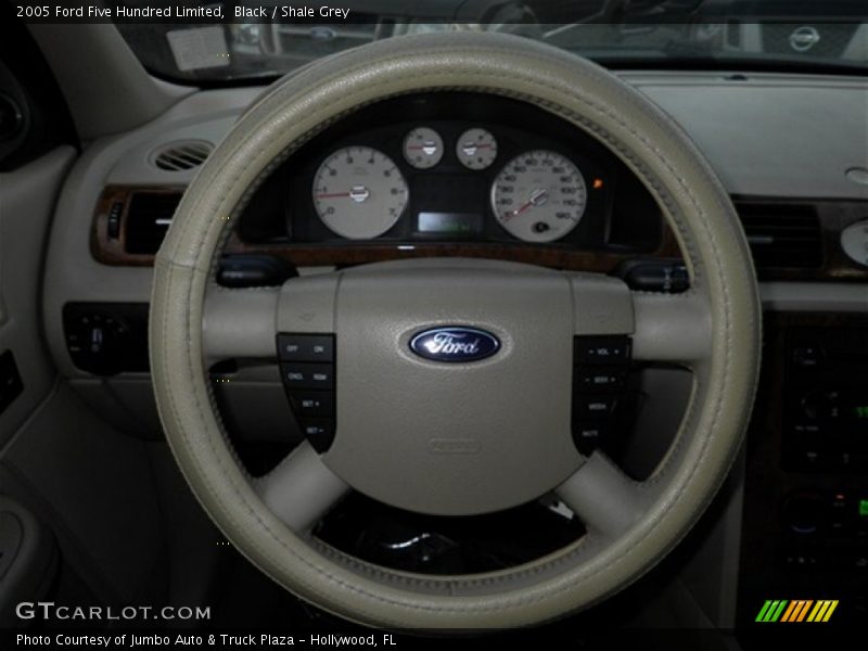 Black / Shale Grey 2005 Ford Five Hundred Limited