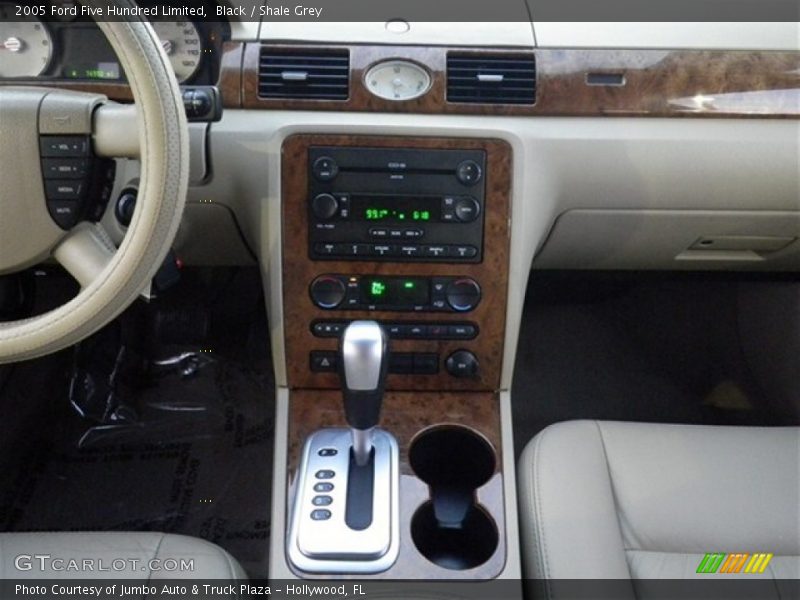 Black / Shale Grey 2005 Ford Five Hundred Limited