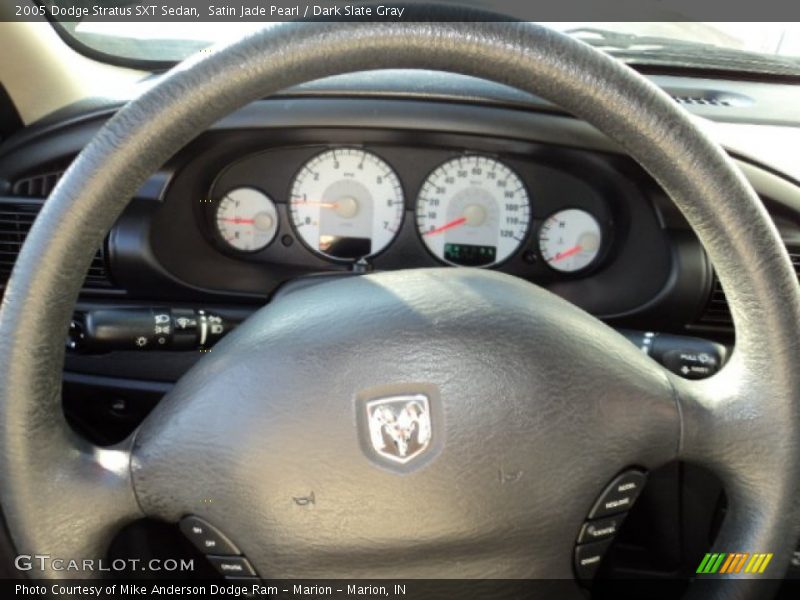 Satin Jade Pearl / Dark Slate Gray 2005 Dodge Stratus SXT Sedan