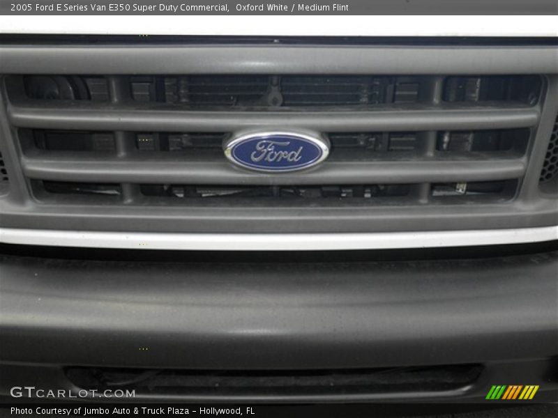 Oxford White / Medium Flint 2005 Ford E Series Van E350 Super Duty Commercial
