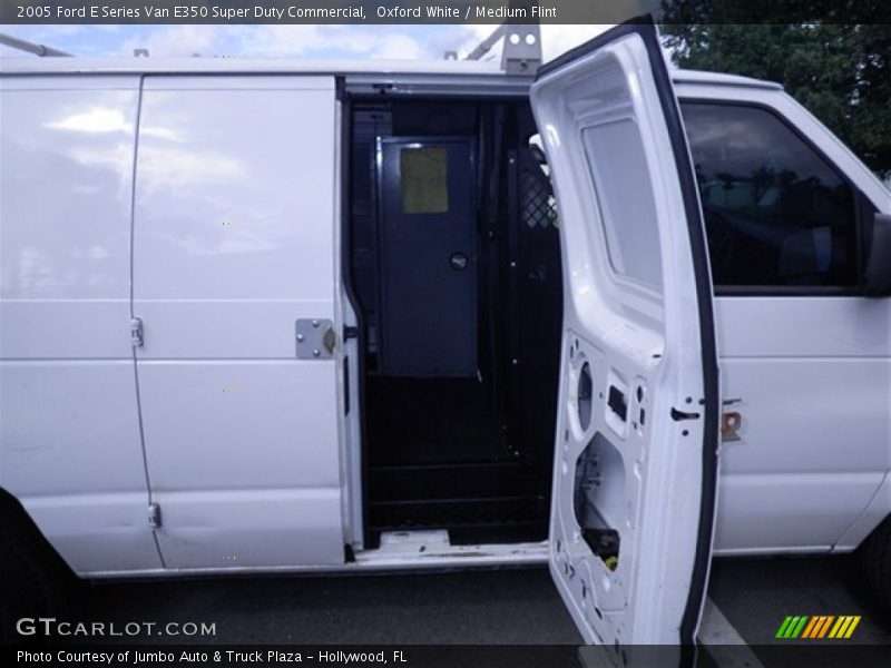 Oxford White / Medium Flint 2005 Ford E Series Van E350 Super Duty Commercial