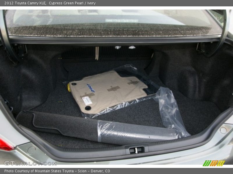 Cypress Green Pearl / Ivory 2012 Toyota Camry XLE