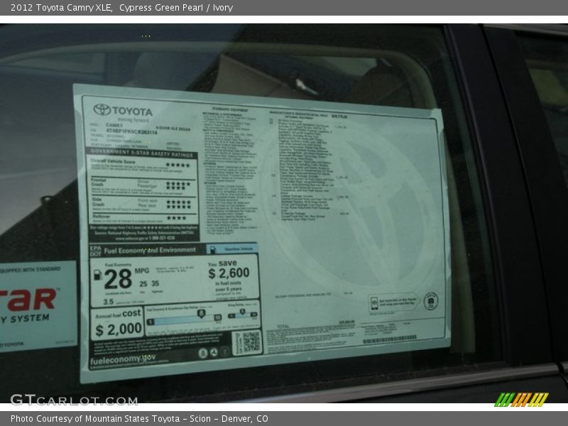 Cypress Green Pearl / Ivory 2012 Toyota Camry XLE