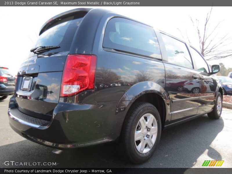Maximum Steel Metallic / Black/Light Graystone 2013 Dodge Grand Caravan SE