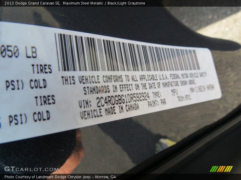 Maximum Steel Metallic / Black/Light Graystone 2013 Dodge Grand Caravan SE