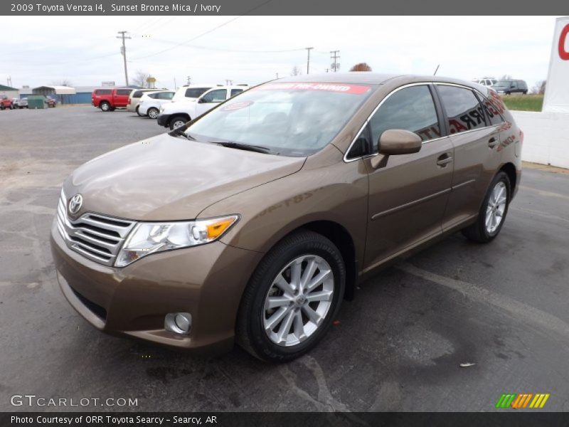 Sunset Bronze Mica / Ivory 2009 Toyota Venza I4