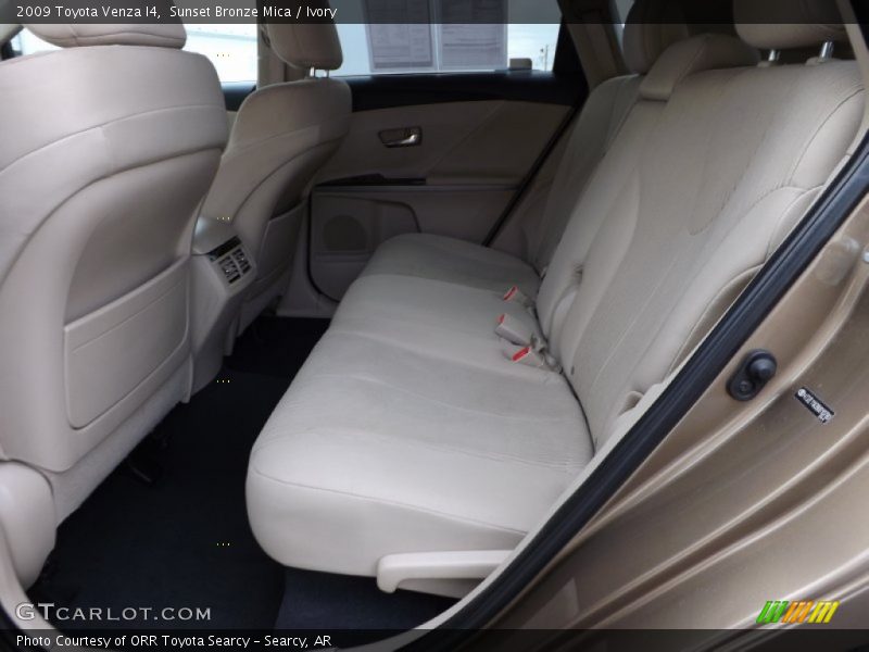 Sunset Bronze Mica / Ivory 2009 Toyota Venza I4
