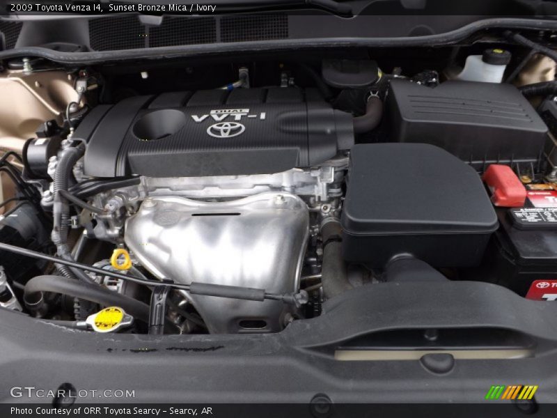 Sunset Bronze Mica / Ivory 2009 Toyota Venza I4