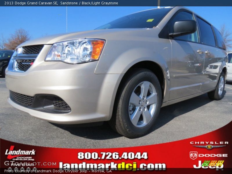 Sandstone / Black/Light Graystone 2013 Dodge Grand Caravan SE
