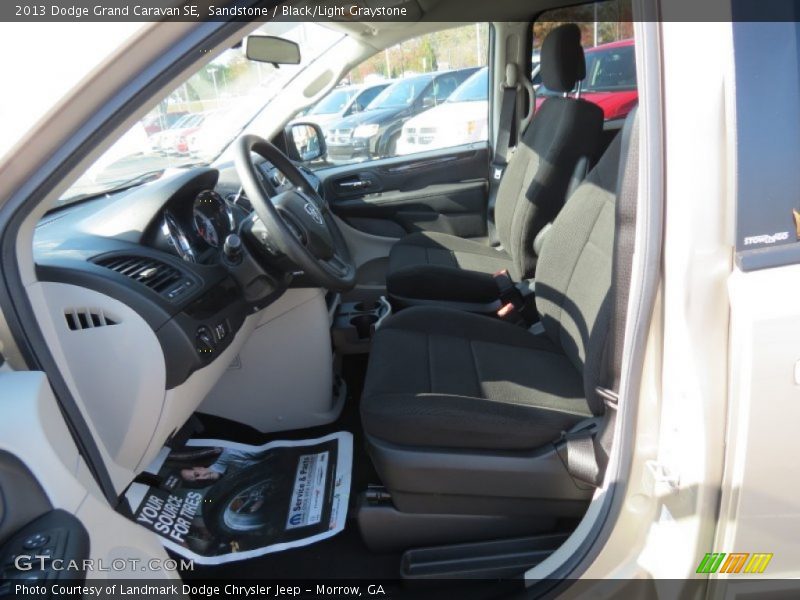 Sandstone / Black/Light Graystone 2013 Dodge Grand Caravan SE