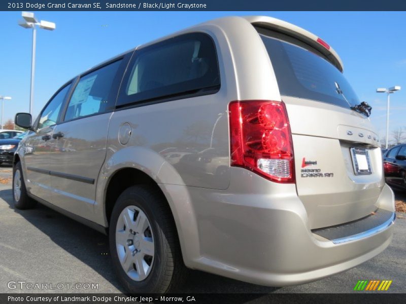 Sandstone / Black/Light Graystone 2013 Dodge Grand Caravan SE