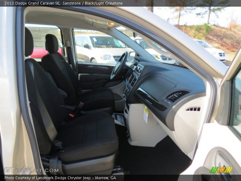 Sandstone / Black/Light Graystone 2013 Dodge Grand Caravan SE