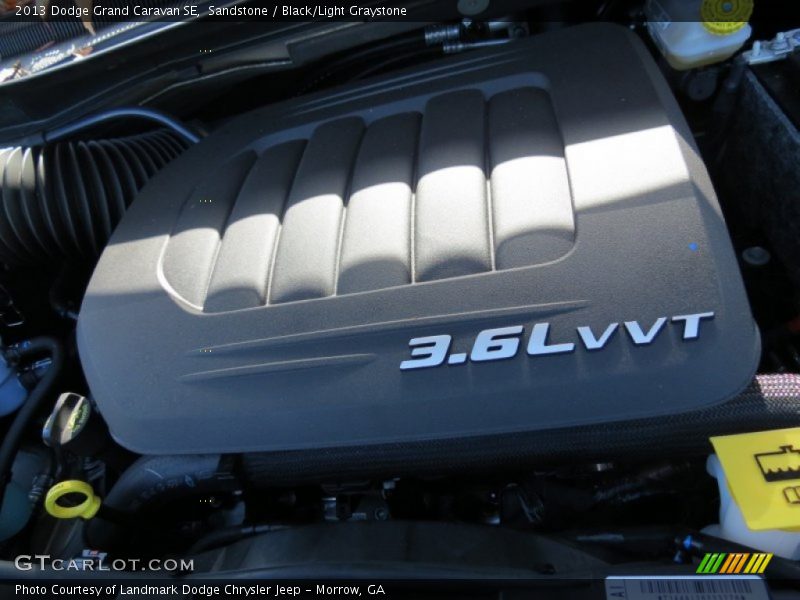 Sandstone / Black/Light Graystone 2013 Dodge Grand Caravan SE