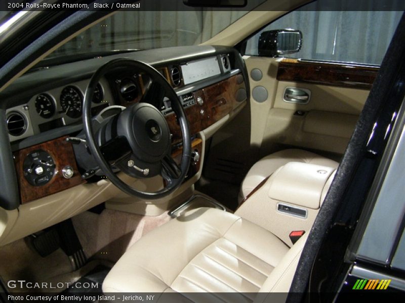 Black / Oatmeal 2004 Rolls-Royce Phantom