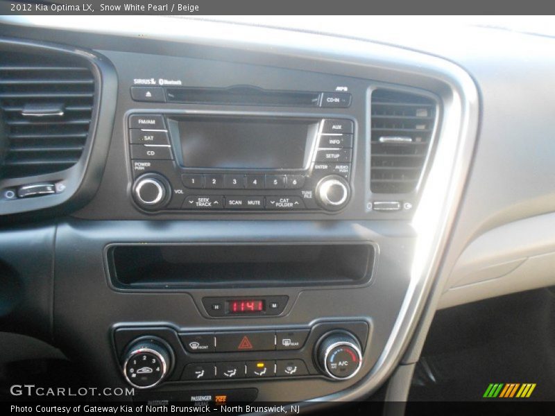 Snow White Pearl / Beige 2012 Kia Optima LX