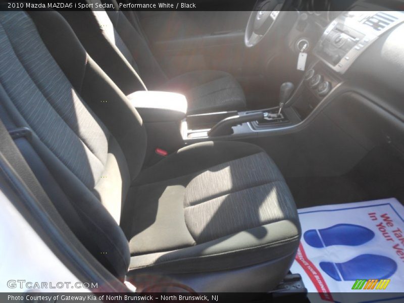 Performance White / Black 2010 Mazda MAZDA6 i Sport Sedan