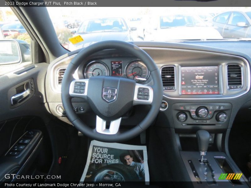 Pitch Black / Black 2013 Dodge Charger R/T Plus
