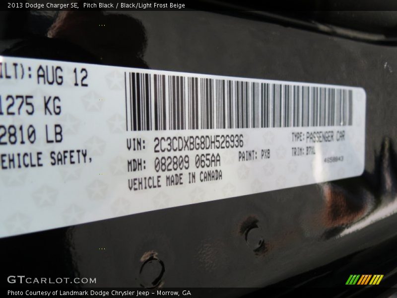 Pitch Black / Black/Light Frost Beige 2013 Dodge Charger SE