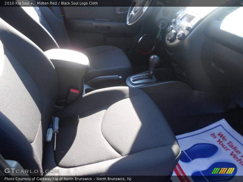 Molten Red / Black Soul Logo Cloth 2010 Kia Soul +