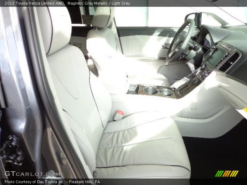Magnetic Gray Metallic / Light Gray 2013 Toyota Venza Limited AWD