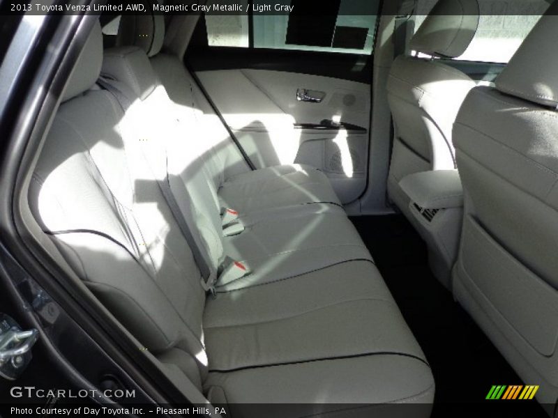Magnetic Gray Metallic / Light Gray 2013 Toyota Venza Limited AWD