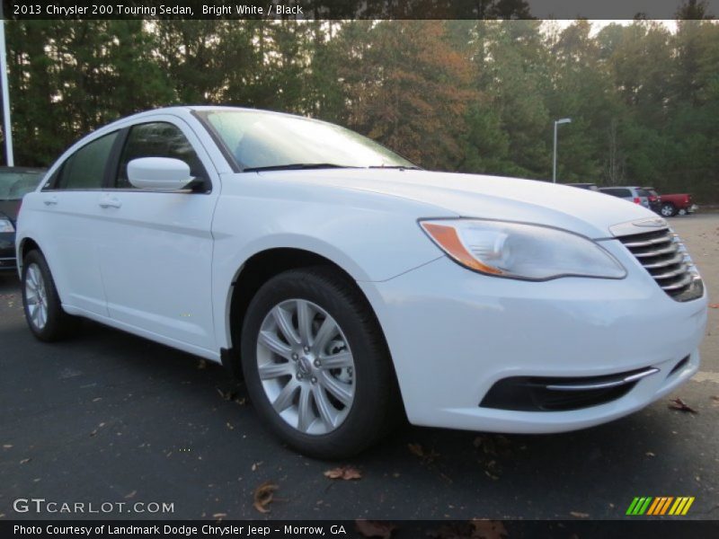 Bright White / Black 2013 Chrysler 200 Touring Sedan
