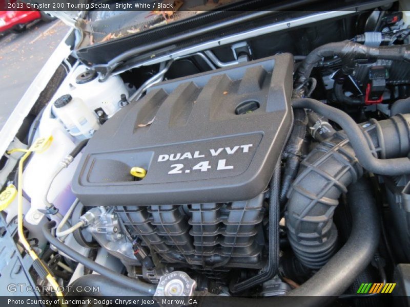 Bright White / Black 2013 Chrysler 200 Touring Sedan