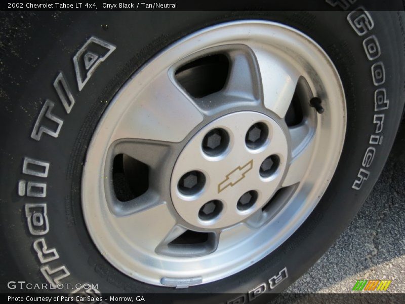 Onyx Black / Tan/Neutral 2002 Chevrolet Tahoe LT 4x4
