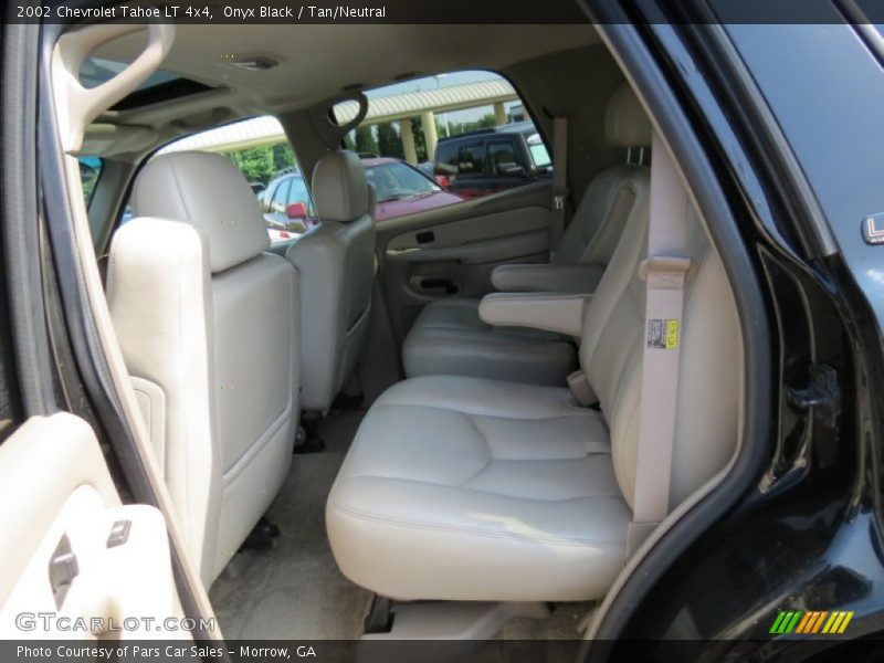 Onyx Black / Tan/Neutral 2002 Chevrolet Tahoe LT 4x4