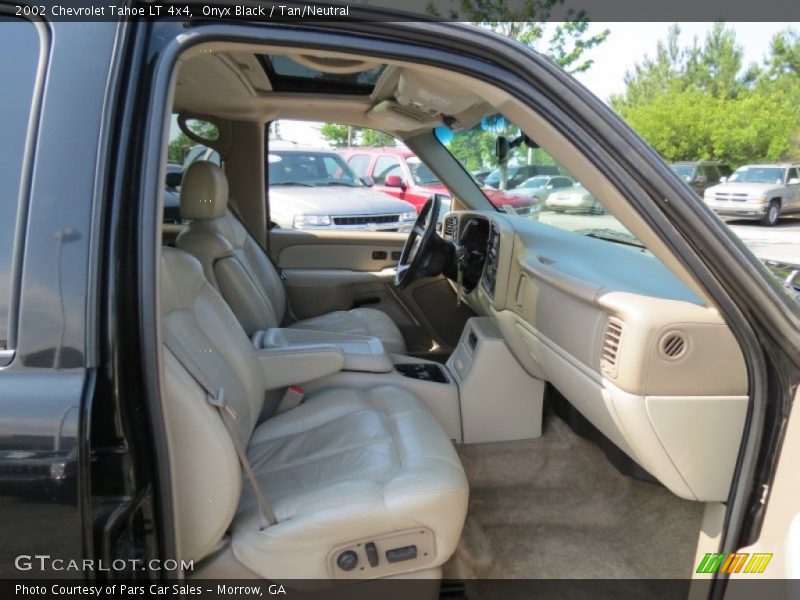 Onyx Black / Tan/Neutral 2002 Chevrolet Tahoe LT 4x4