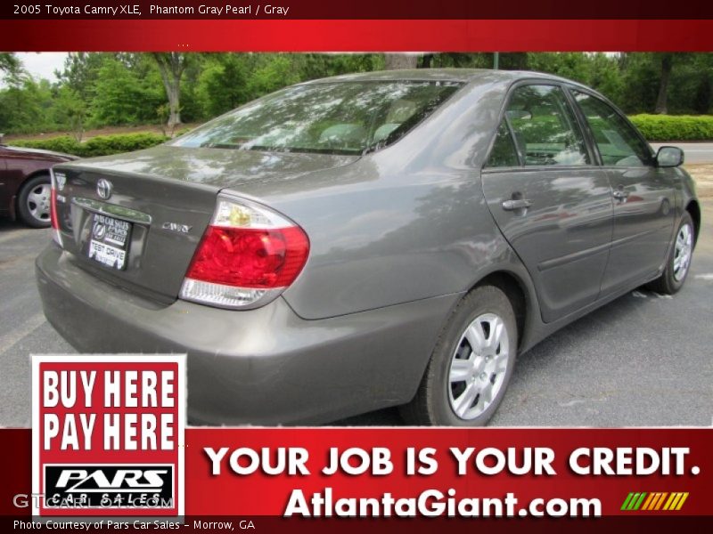 Phantom Gray Pearl / Gray 2005 Toyota Camry XLE