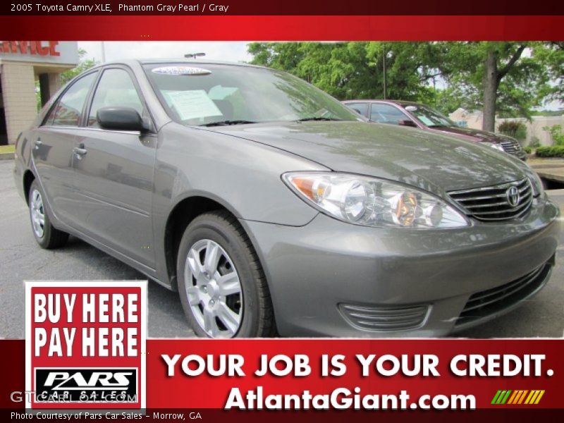 Phantom Gray Pearl / Gray 2005 Toyota Camry XLE