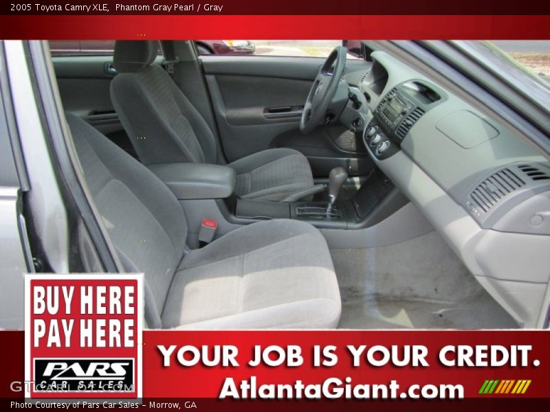 Phantom Gray Pearl / Gray 2005 Toyota Camry XLE