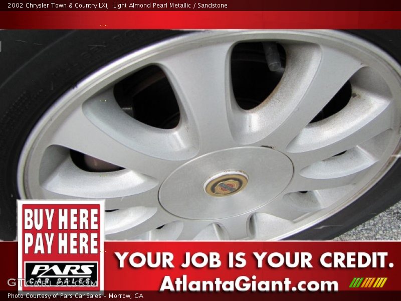 Light Almond Pearl Metallic / Sandstone 2002 Chrysler Town & Country LXi