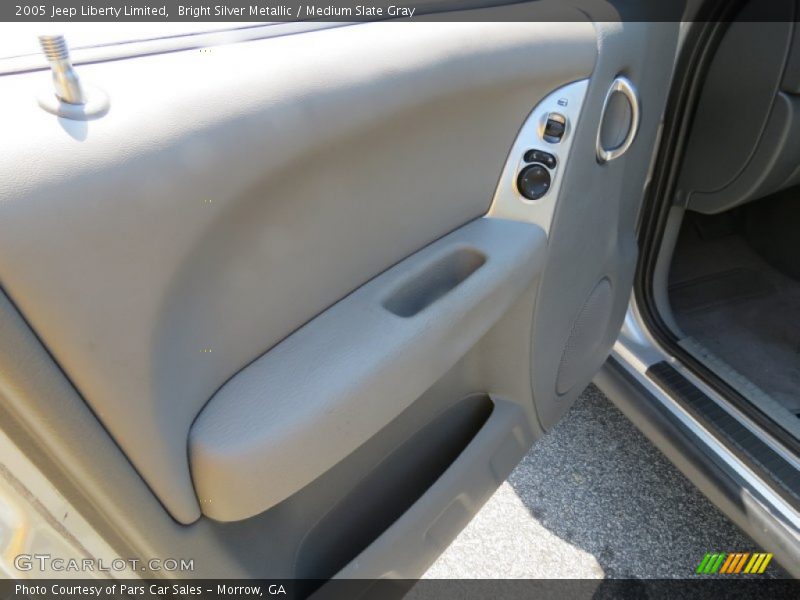 Bright Silver Metallic / Medium Slate Gray 2005 Jeep Liberty Limited