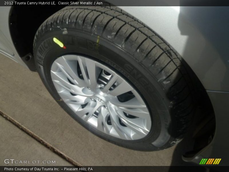 Classic Silver Metallic / Ash 2012 Toyota Camry Hybrid LE