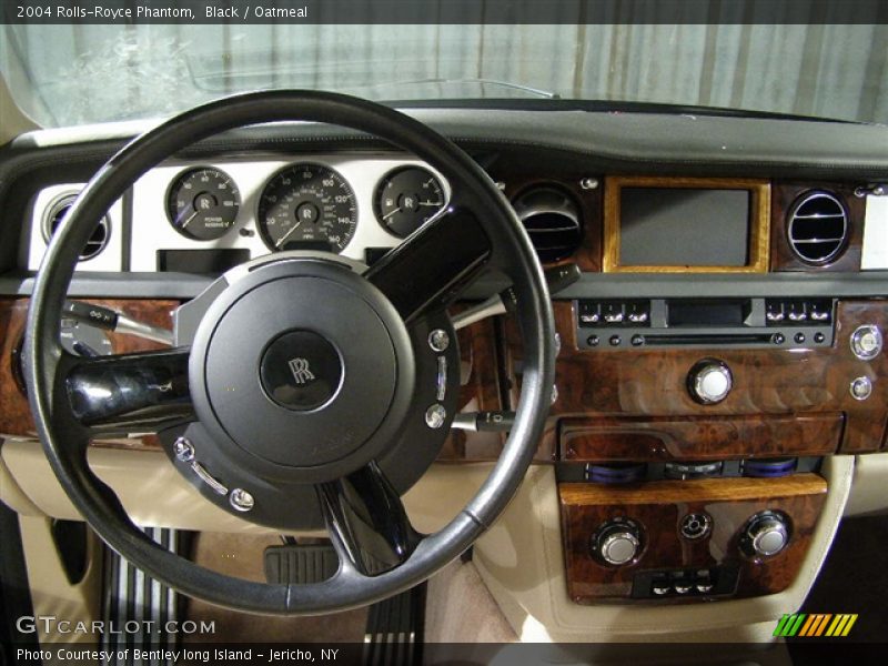 Black / Oatmeal 2004 Rolls-Royce Phantom
