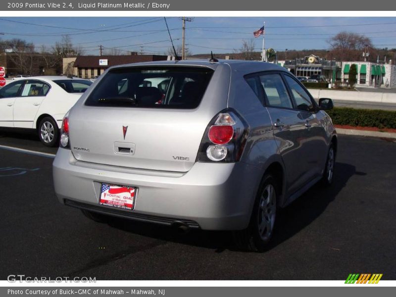 Liquid Platinum Metallic / Ebony 2009 Pontiac Vibe 2.4