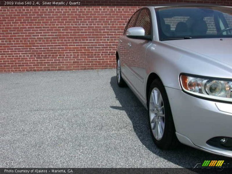 Silver Metallic / Quartz 2009 Volvo S40 2.4i