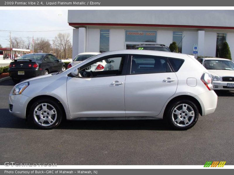 Liquid Platinum Metallic / Ebony 2009 Pontiac Vibe 2.4