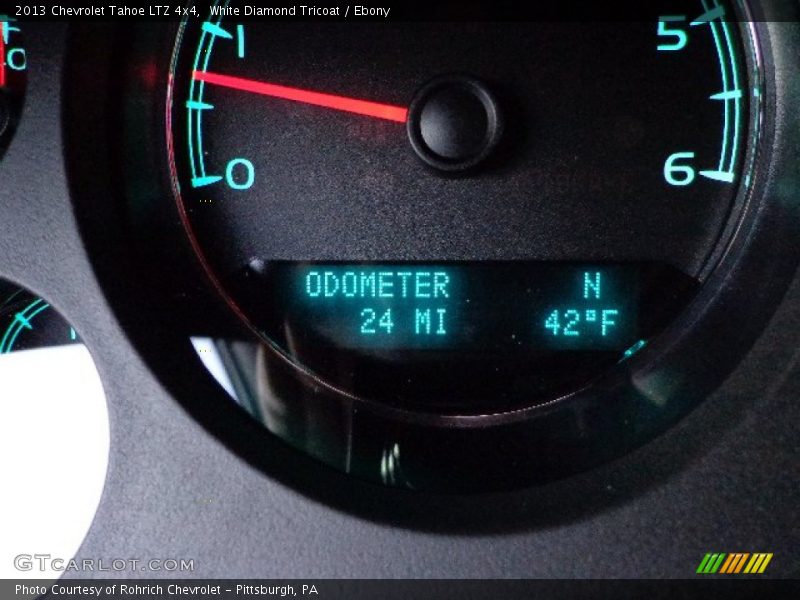 White Diamond Tricoat / Ebony 2013 Chevrolet Tahoe LTZ 4x4