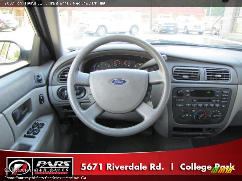 Vibrant White / Medium/Dark Flint 2007 Ford Taurus SE